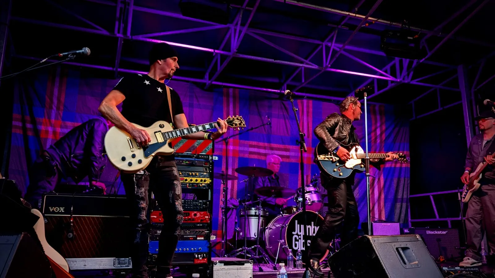 A Feast, a Field and a Freddie Singalong: U2.V2 Light Up Uddingston Musicfest